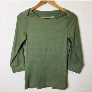 The North Face 3/4 Sleeve Shirt EUC